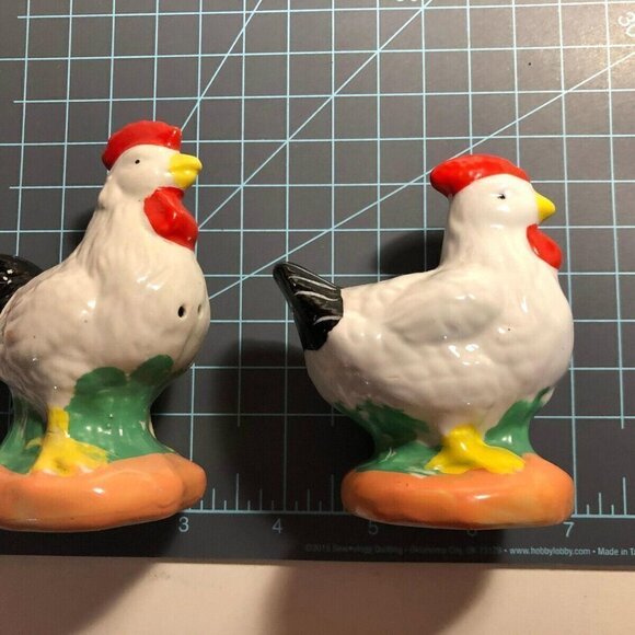 🛒 $6 - Chicken Salt & Pepper Shaker set #0135 - Picture 4 of 4